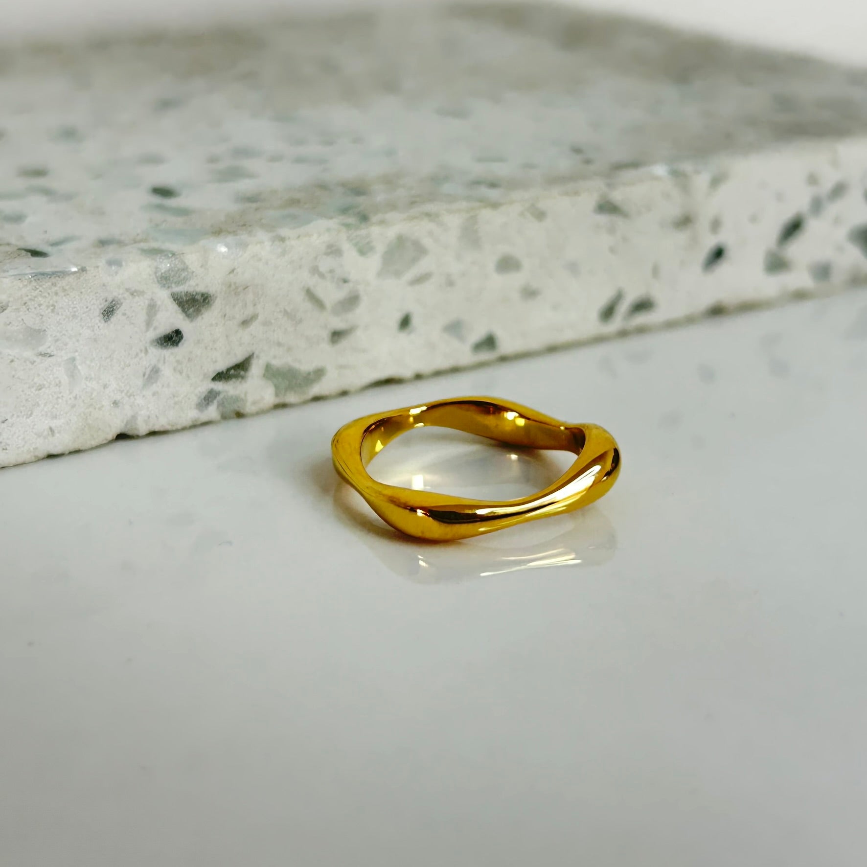 Anillo Classic R-048