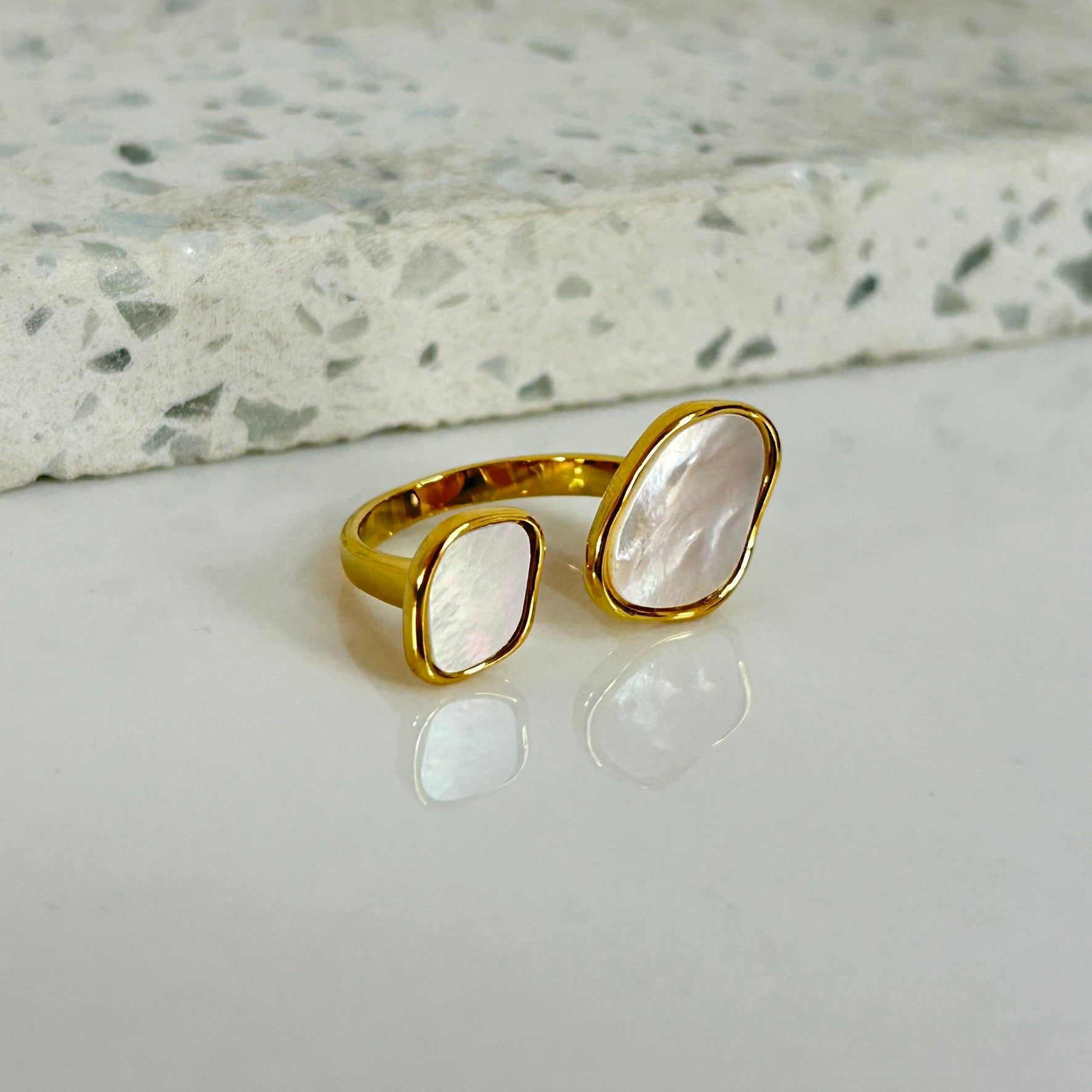 Anillo Aura Nácar R-054