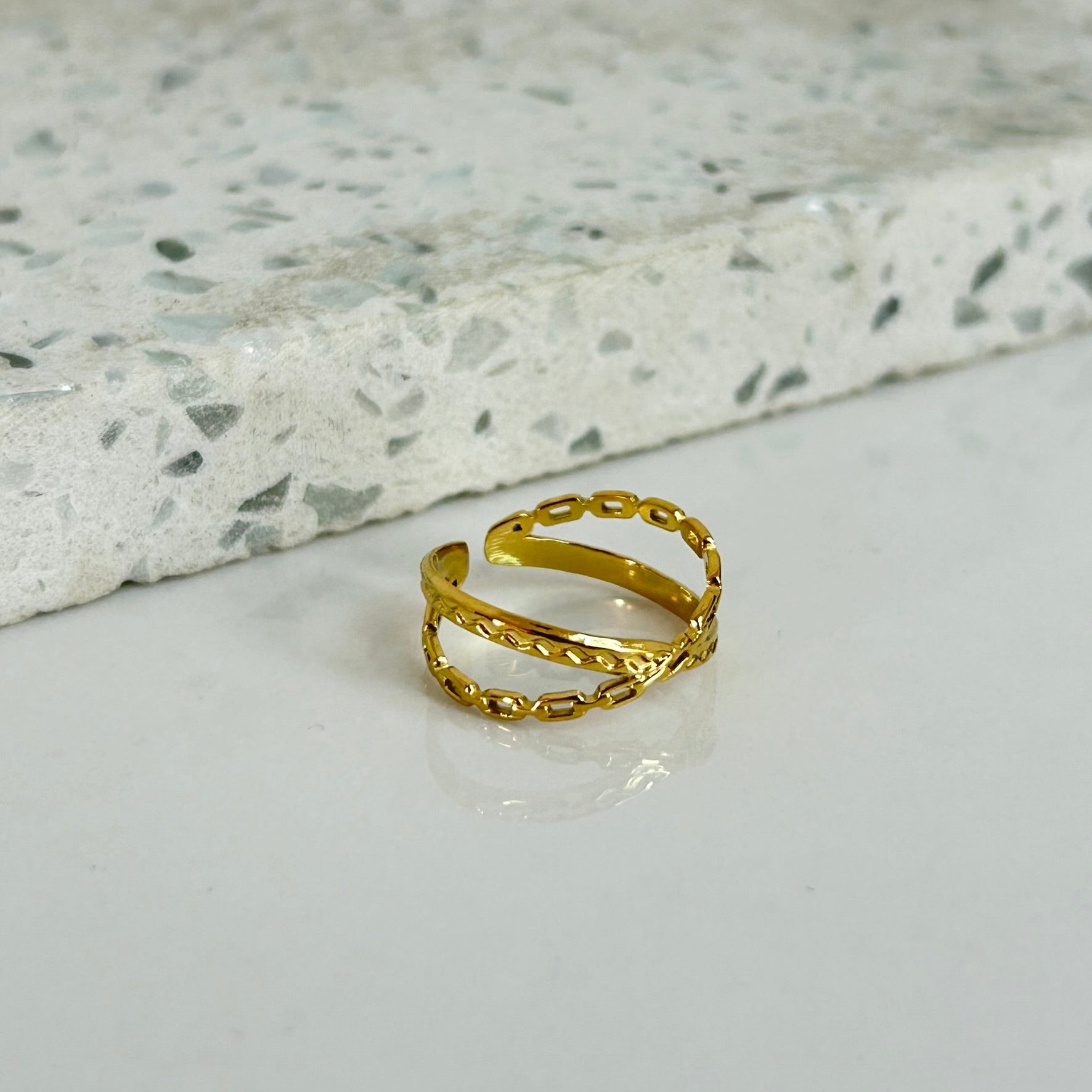Anillo Lines  R-105