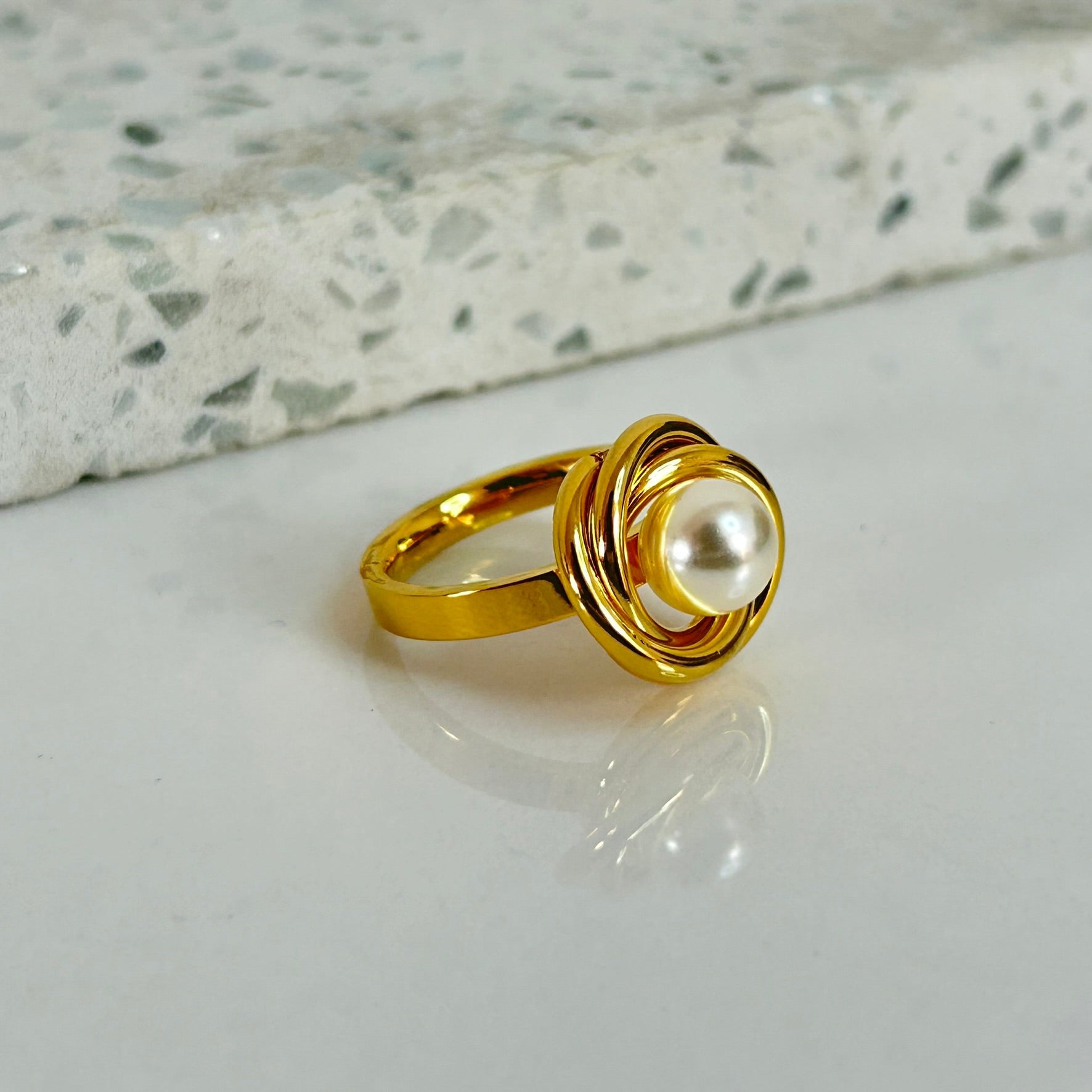 Anillo Perla Serena  R-127