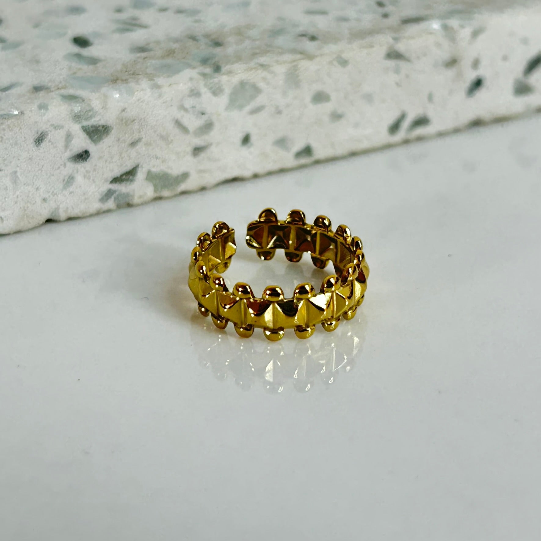 Anillo Eternal Shape  R-151